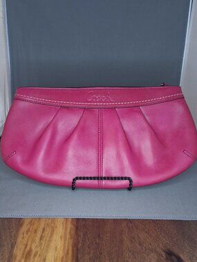Coach 2009 Soho Magenta Pink Leather Pleated Clutch Wristlet F13734